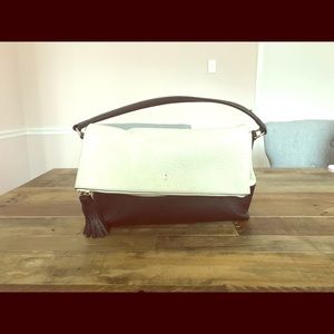 Kate Spade Handbag. Black and Offwhite. Pockets!